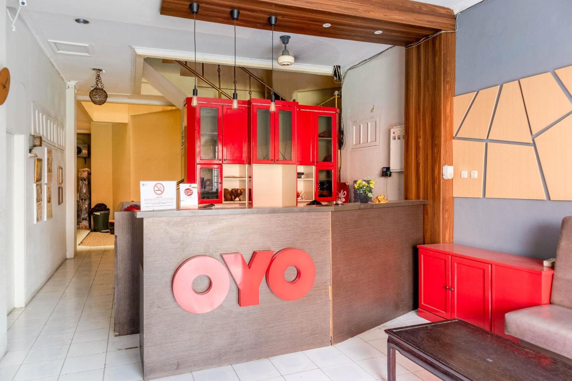 Oyo 1111 Pasar Baru Inn Jacarta Exterior foto