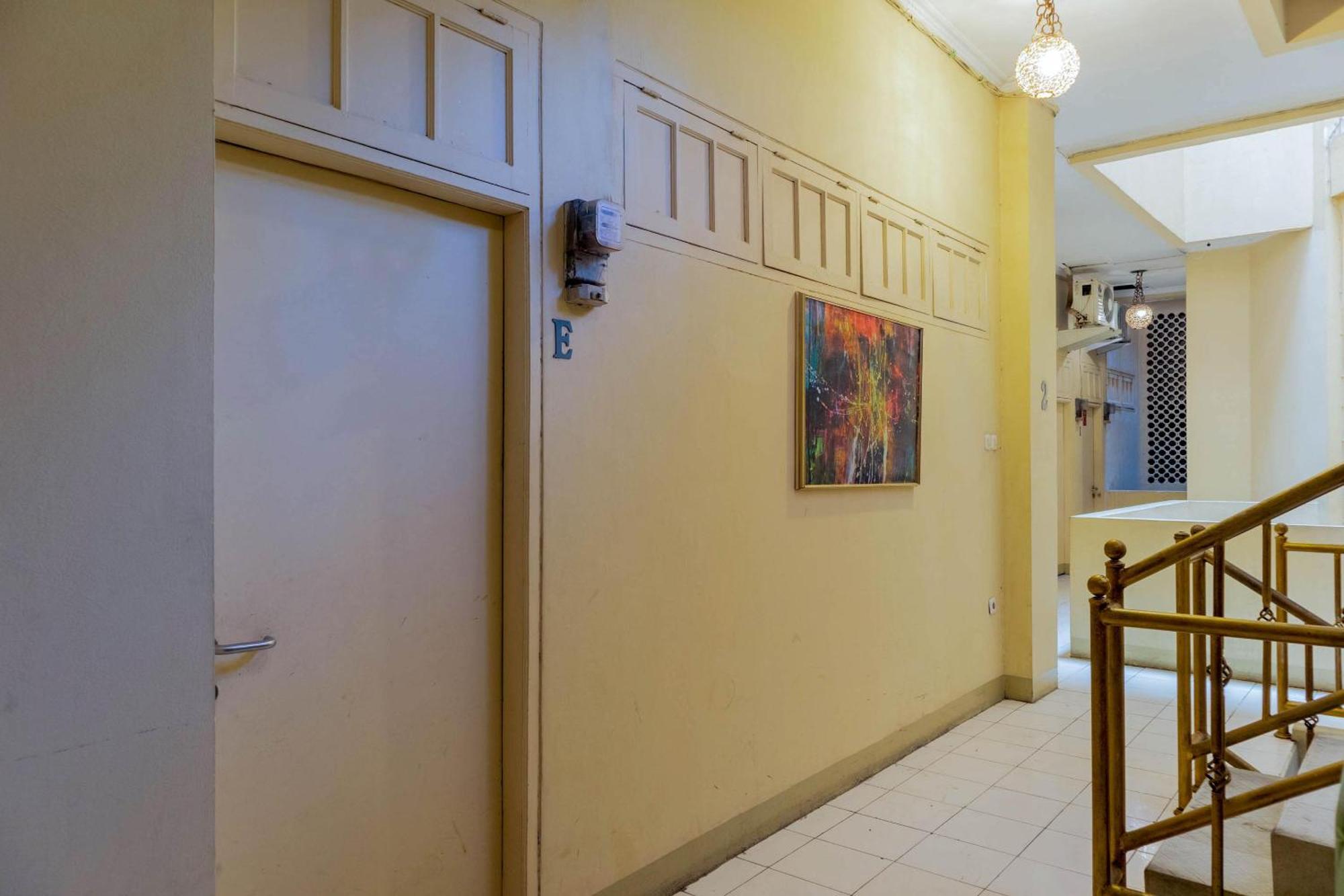 Oyo 1111 Pasar Baru Inn Jacarta Exterior foto