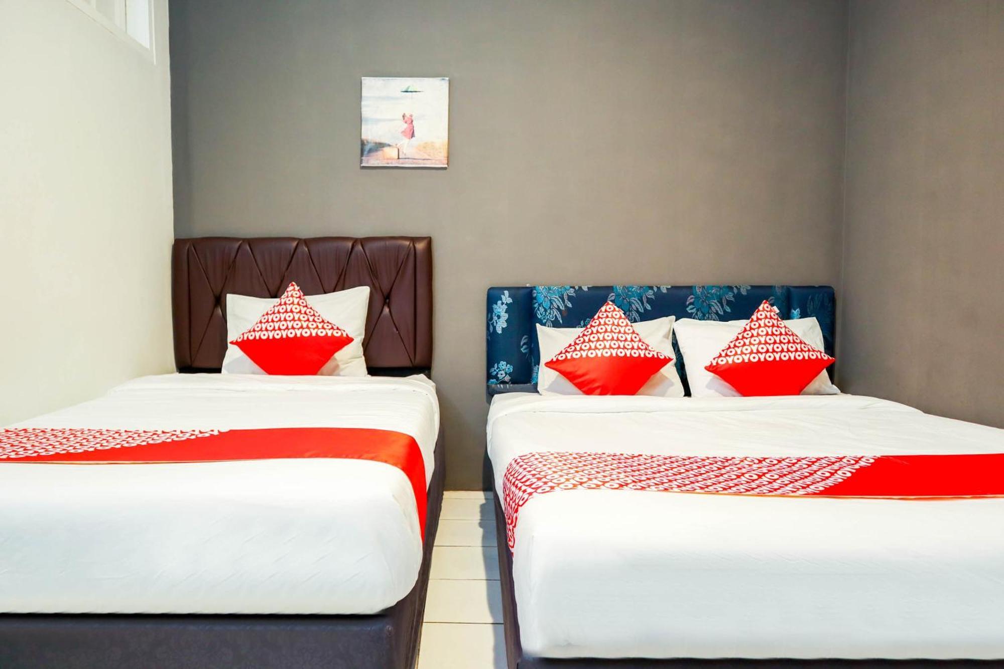 Oyo 1111 Pasar Baru Inn Jacarta Exterior foto
